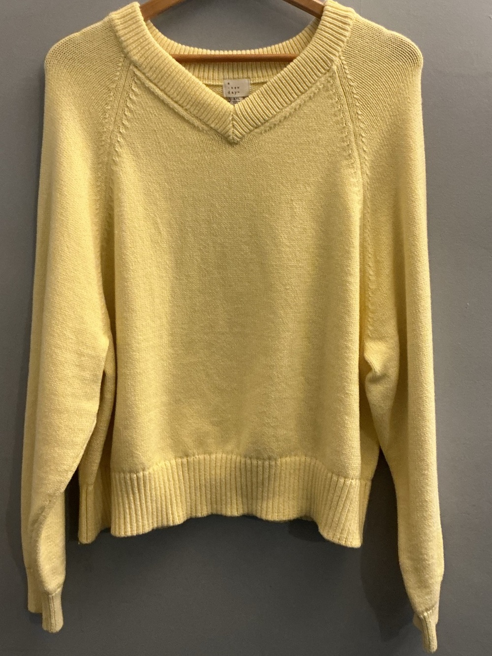A New Day NWT Butter Yellow V Neck Knit Sweater XXL Soft Cotton Blend